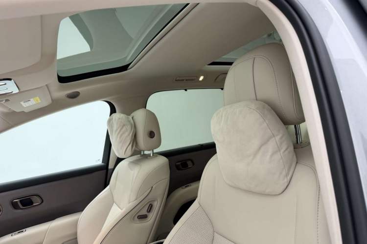 Used Li Auto Li Auto i8 2025 Model Standard Version