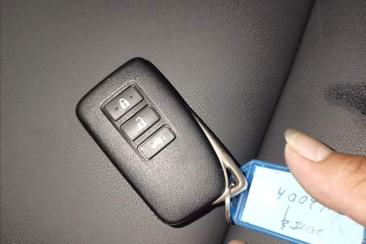 Used Lexus NX 2015 300h Front-Drive Fēngshàng Edition