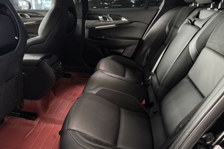 Used Lynk & Co 03 2022 2.0TD DCT JingPro Interior 2