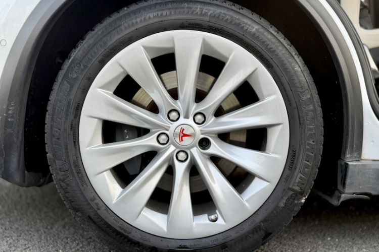 Used Tesla Model X 2019 Long-Range Version