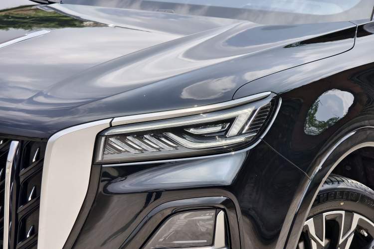 Used Hongqi HS5 2023 2.0T Four-Wheel Drive Flagship Pro Edition