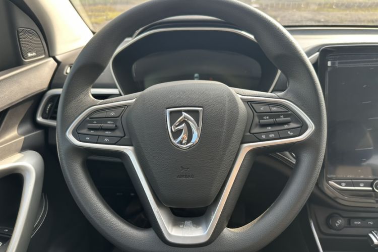 Used Baojun 530 2020 1.5T CVT Luxury Connected Version 6 Seats
