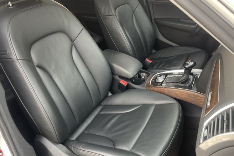 Used 212 T01 2024 2.0T Mechanic
