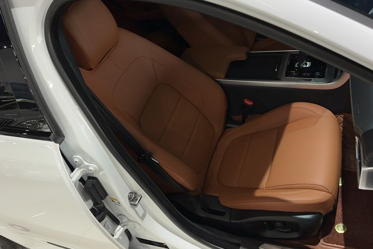 Used Jaguar XEL 2025 2.0T 250 PS R-DYNAMIC 90th Anniversary Edition