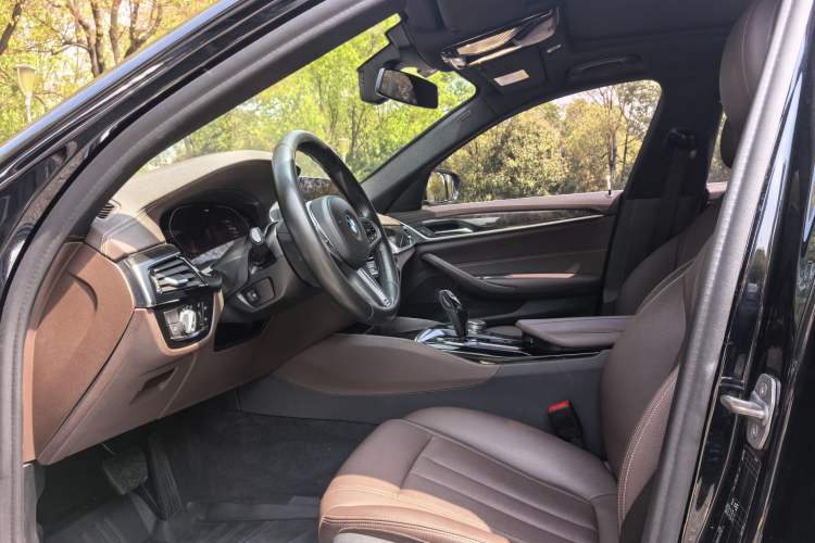 Used BMW 5 Series 2020 525Li M Sport Package
