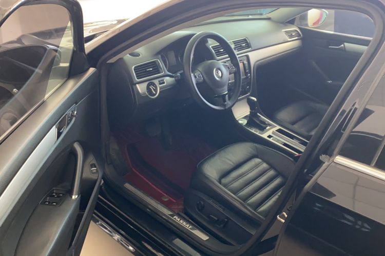 Used Volkswagen Passat 2015 1.8TSI DSG Prestige Edition
