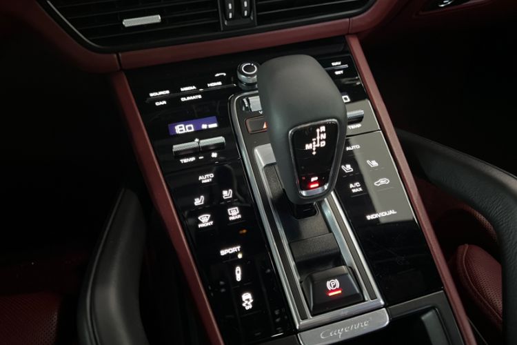 Used Porsche Cayenne 2019 Cayenne 3.0T Interior 7