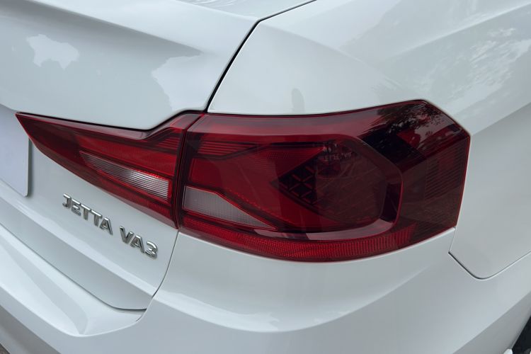 Used Jetta VA3 2021 1.5L Automatic Glory Edition Exterior 4