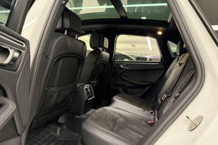 Used Porsche Macan 2016 Macan 2.0T
