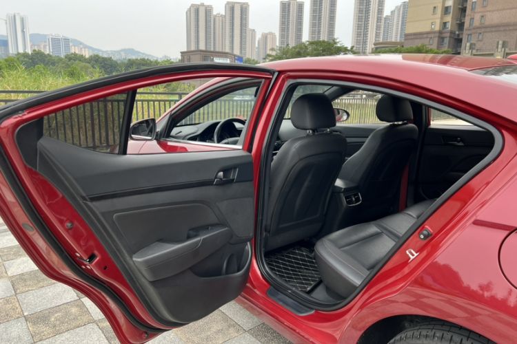 Used Hyundai Elantra (6th Generation / Lingdong) 2019 1.4T Dual-Clutch Xuan Dong · Dynamic Model
