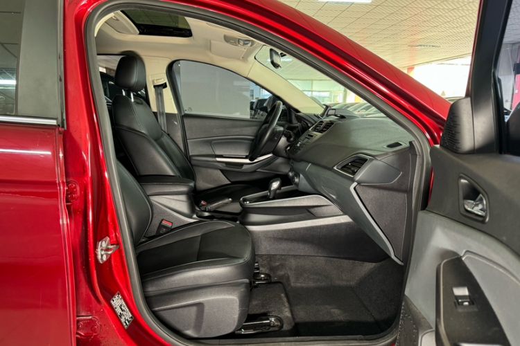 Used Ford Escort 2015 1.5L Automatic Fashion Model