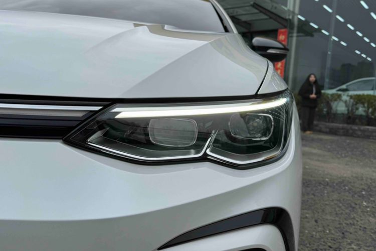 Used Volkswagen Golf 2023 Facelift 280TSI DSG R-Line Lite Exterior 7