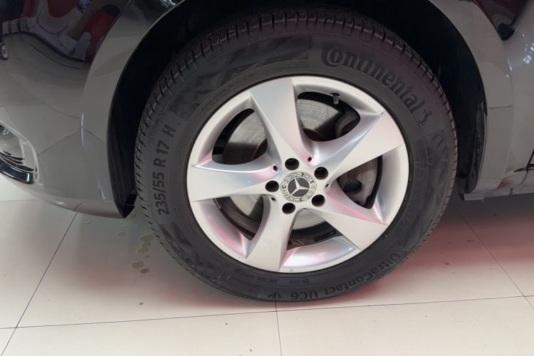 Used Mercedes-Benz Vito 2018 2.0T Elite Version 7 Seats China VI Emission Standard Exterior 3