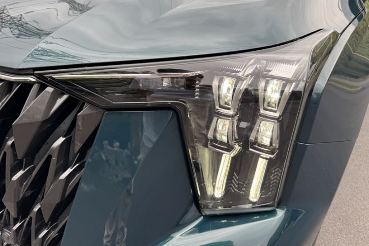 Used GAC Trumpchi GS8 2022 Double-Energy Series 2.0TM Two-Wheel Drive Prestige Edition (6 Seats)
