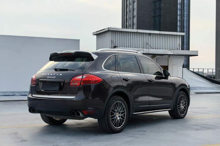 Used Porsche Cayenne 2014 Cayenne Platinum Edition 3.0T
