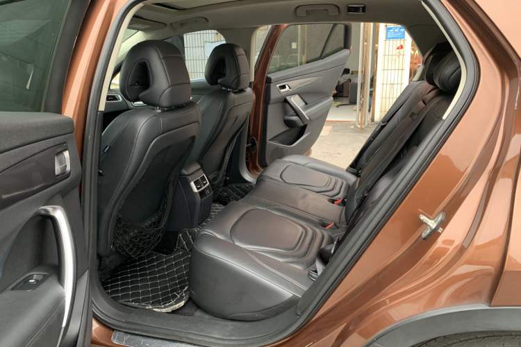 Used DS 6 2016 1.6T Luxury Edition THP160