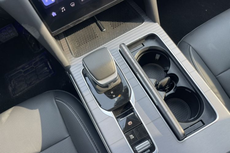 Used Hongqi HS7 PHEV 2024 2.0T PHEV Four-Wheel Drive Flagship Edition 7 Seats
