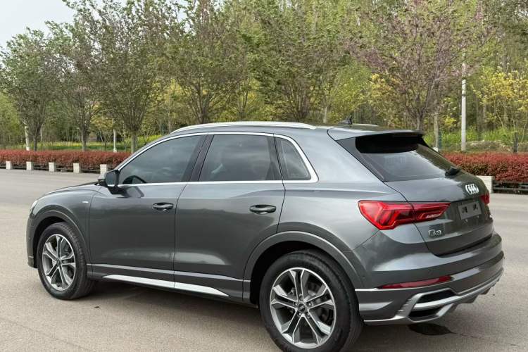 Used Audi Q3 2022 40 TFSI Fashion Dynamic Model