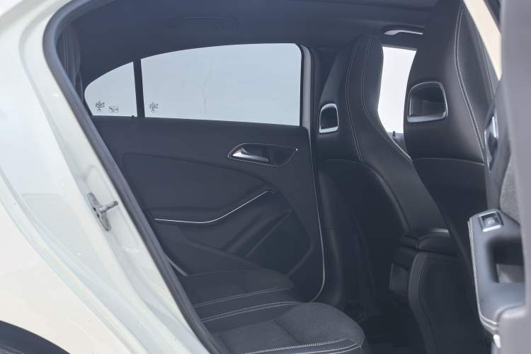 Used Mercedes-Benz A-Class (Import) 2013 A 180 Fashion Model
