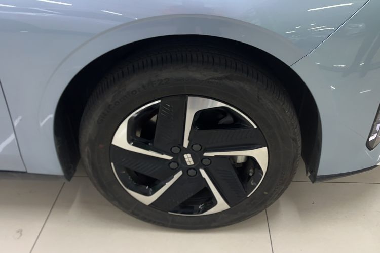 Used Geely Galaxy L6 2025 EM-i 140km Starship Edition