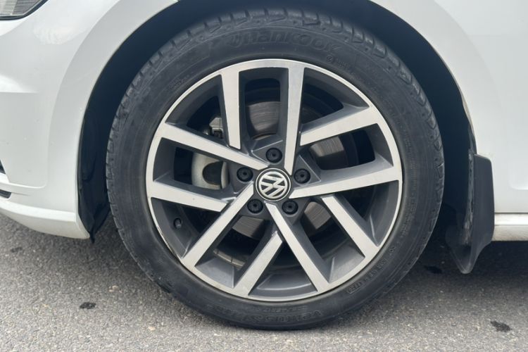 Used Volkswagen Golf 2020 Zhiai Edition 200TSI DSG Comfortable & Ambitious Version