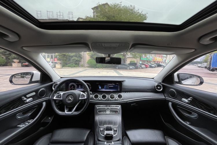 Used Mercedes-Benz E-Class 2016 E 200 L Sport Edition Exterior 4