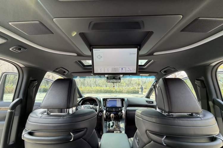 Used Toyota Vellfire 2023 Crown Dual-Engine 2.5L HV Ultimate Edition