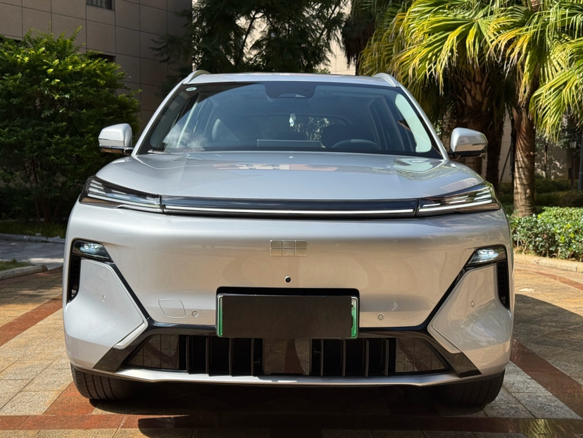 Geely Galaxy Xingjian 7 EM-i 2026 Model 135km Starship Version — снимка 13