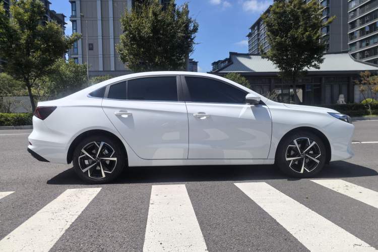 Used Roewe i5 2024 1.5L CVT Luxury Edition