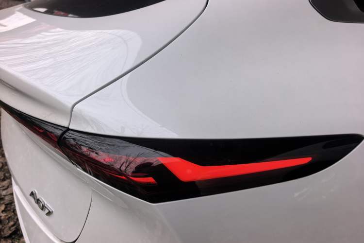 Used CHANGAN NEVO A07 2025 Blue Whale Pure Electric 625 Flagship Model Exterior 4