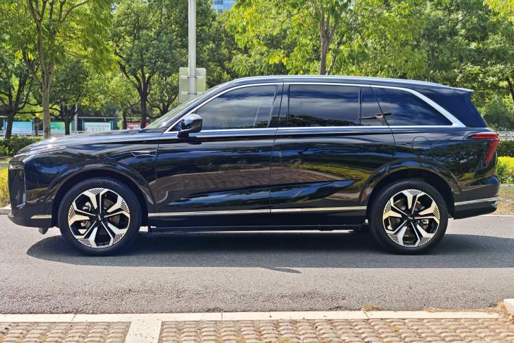 Used Wey Lanshan 2023 Four-Wheel Drive Ultra-Long Range Version
