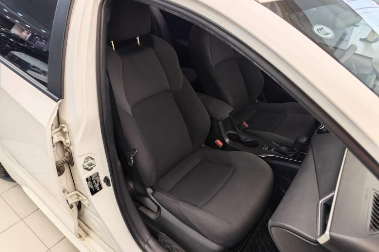 Used Toyota Levin 2022 Facelift TNGA 1.5L CVT Progressive Edition Right Front Seat