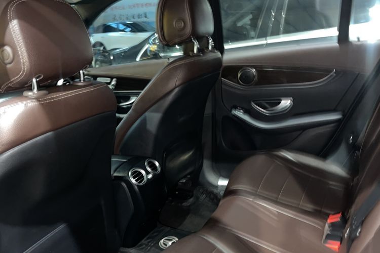 Used Mercedes-Benz GLC 2017 GLC 260 4MATIC Luxury Model