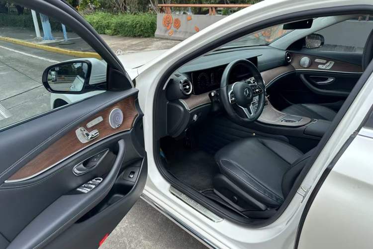 Used Mercedes-Benz E-Class 2020 E 300 L Luxury Model