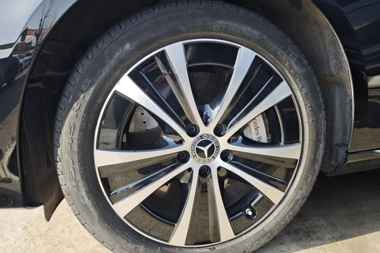 Used Mercedes-Benz E-Class New Energy 2022 Facelift E 350 e L Plug-in Hybrid Sedan