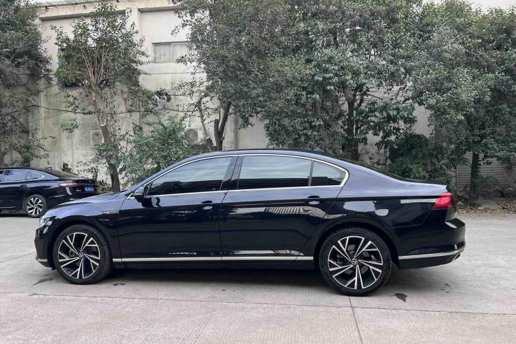 Used Volkswagen Magotan 2020 330TSI DSG Luxury Edition
