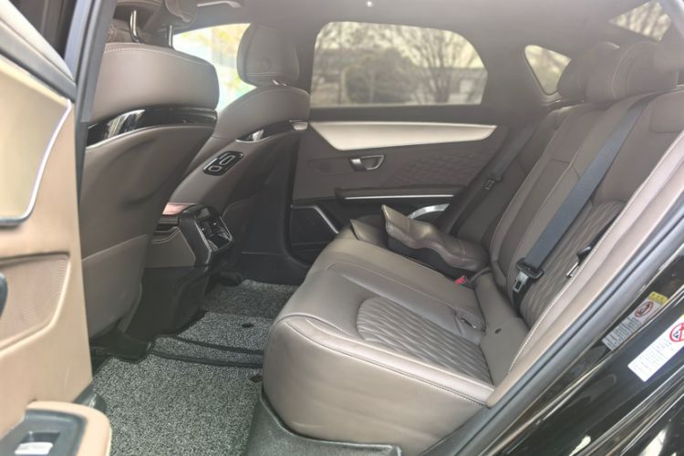 Used BYD Han 2024 EV Glory Edition 506KM Front-Wheel-Drive Premium Model