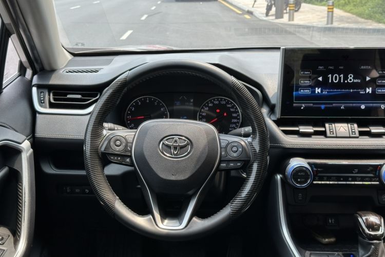 Used Toyota Wildlander 2022 2.0L CVT Two-Wheel Drive Luxury Edition
