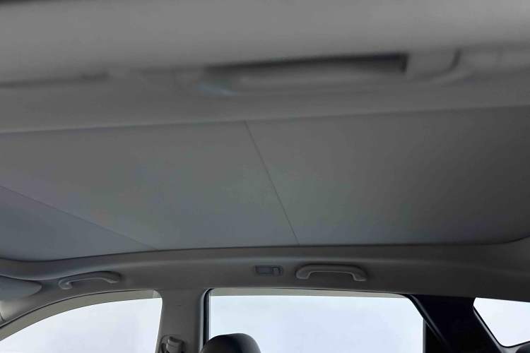 Used Hyundai Santa Fe 2013 2.4L Automatic Two-Wheel Drive Smart Version
