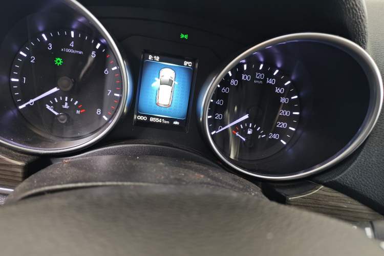 Used Haval H9 2016 2.0T Four-Wheel Drive Elite Version 5 Seats
