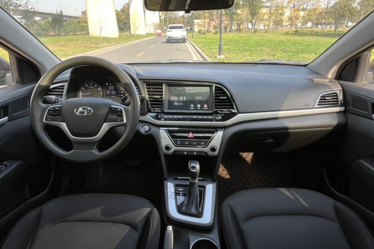 Used Hyundai Elantra (6th Generation / Lingdong) 2016 1.6L Automatic ZhiXuan – Elite Version
