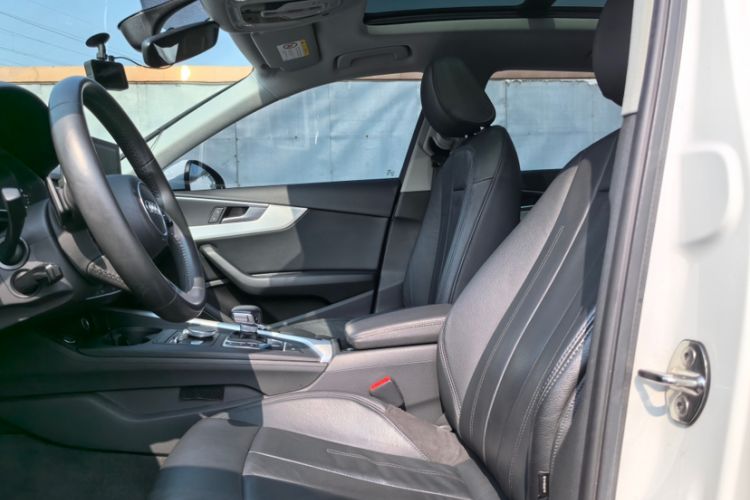 Used Audi A4L 2018 30th Anniversary Edition 40 TFSI Fashion Model