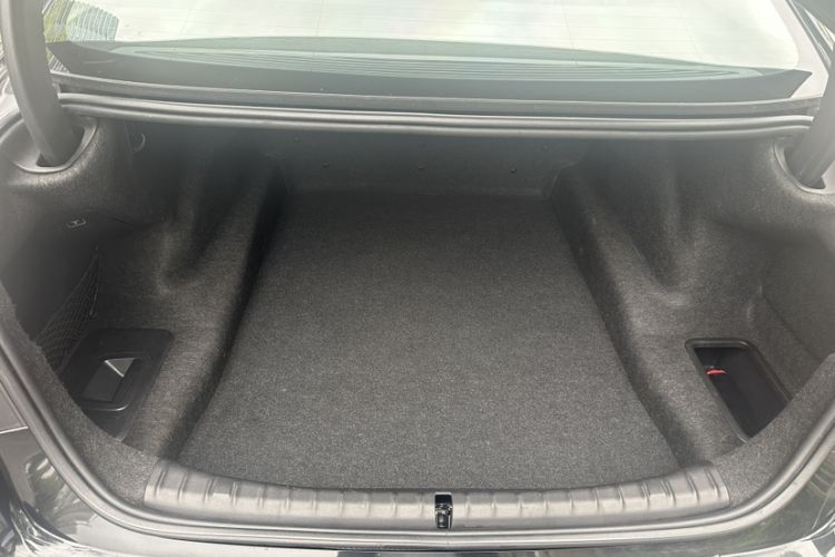 Used BMW 5 Series 2018 528Li Launch Special Edition Interior 6