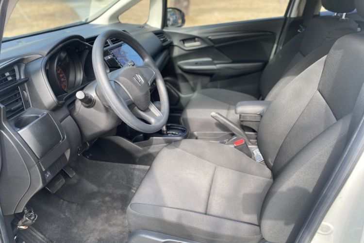 Used Honda Fit 2018 1.5L CVT Comfort Version Exterior 5