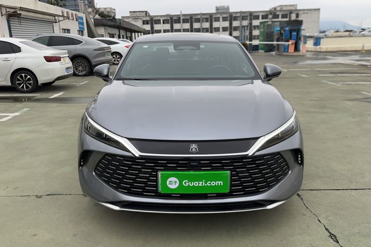 Used BYD Qin L 2025 DM-i Smart Drive 120KM Superior Model
