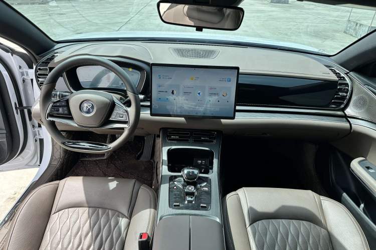 Used BYD Han 2023 DM-i Champion Edition 121KM Prestige Model