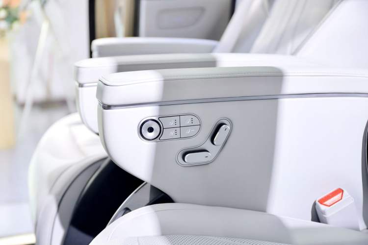 Used XPeng X9 2024 640 All-Wheel Drive High-Performance Max Interior 6