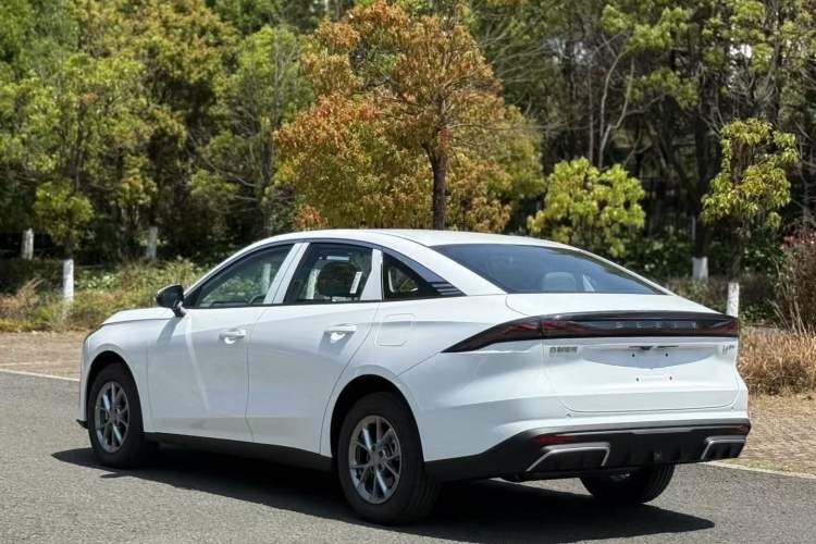 Used Geely Galaxy L6 2025 EM-i 60km Launch Edition