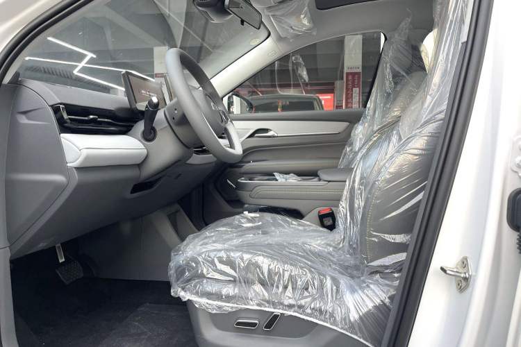 Used Bestune Yueyi 03 2025 565km Enjoy Edition