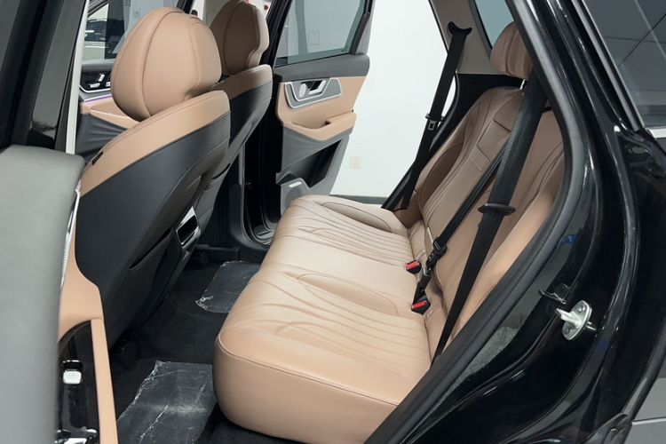 Used Chery Tiggo 8 L 2024 2.0T Two-Wheel Drive Luxury Edition 5 Seats